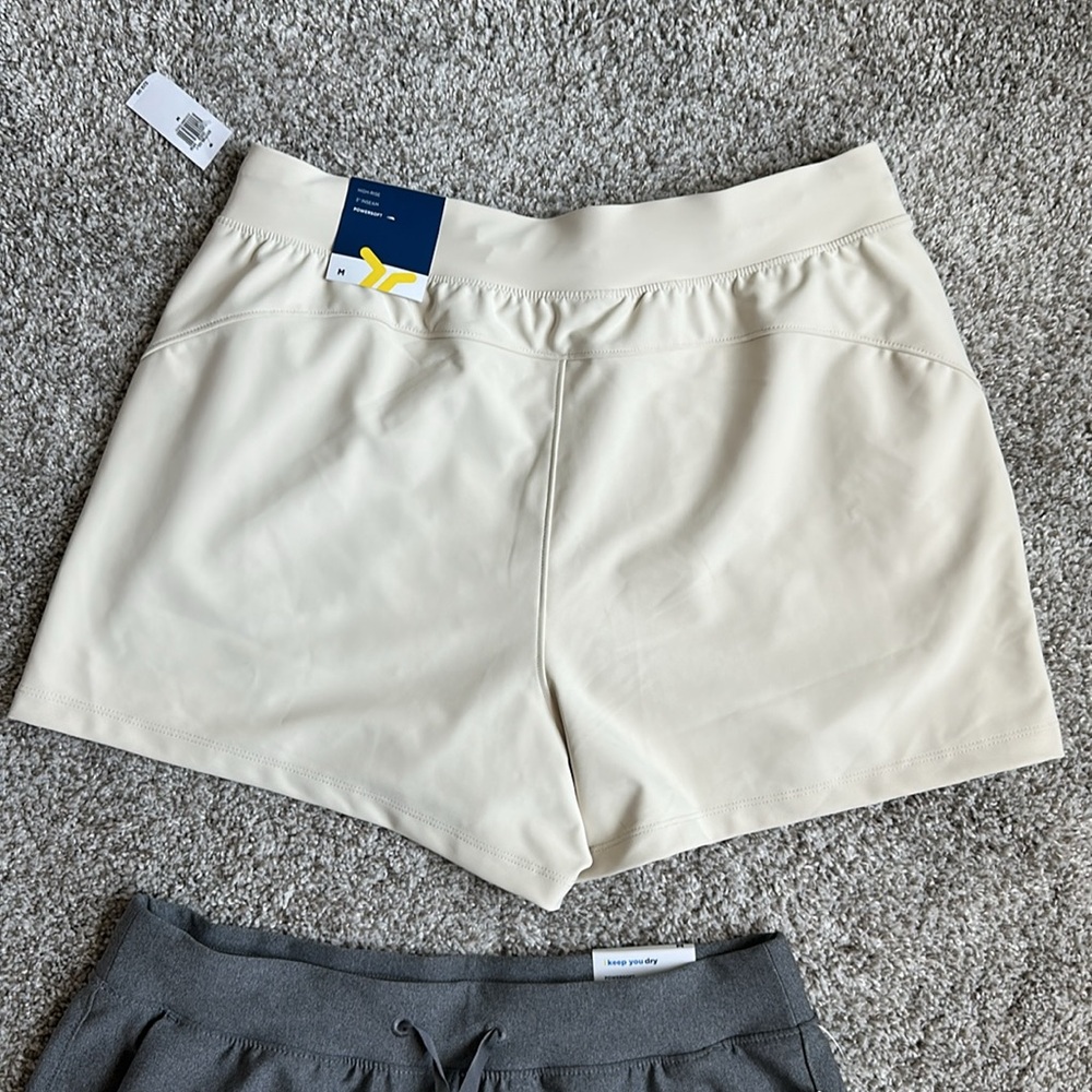 NWT Women's PowerSoft 3" Shorts - Picture 3 of 6